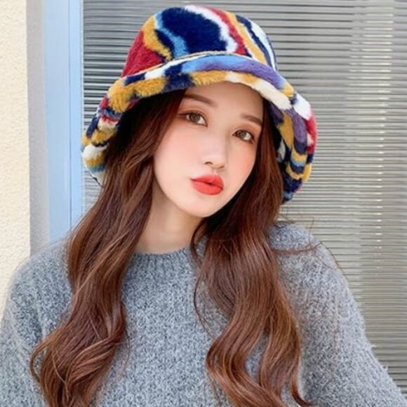 Fuzzy Bucket Hat main image 4